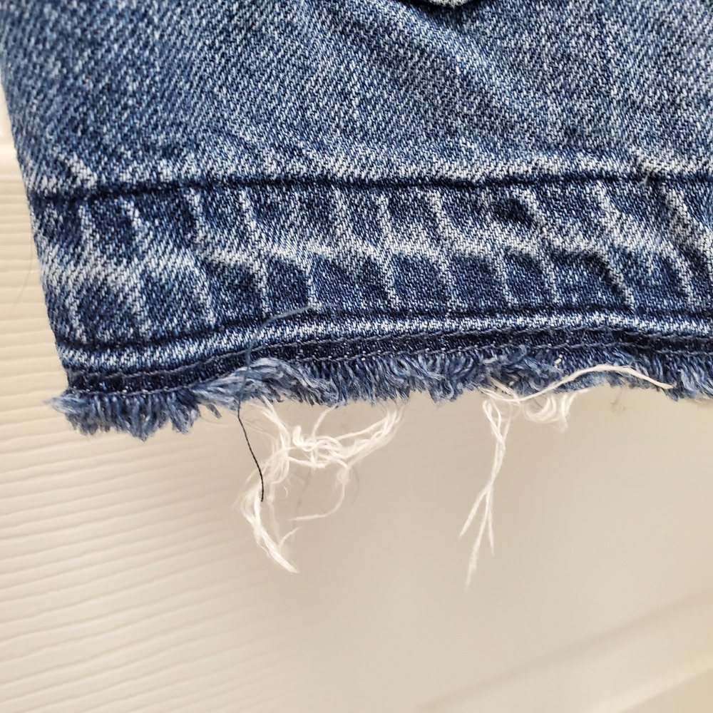 Gap denim distressed overall shorts size small - Picture 4 of 7